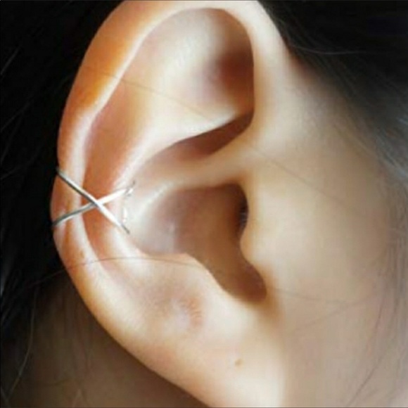 💸FINAL PRICE DROP💕NIB Handmade Criss Cross Faux Cuff💕 - Picture 6 of 14